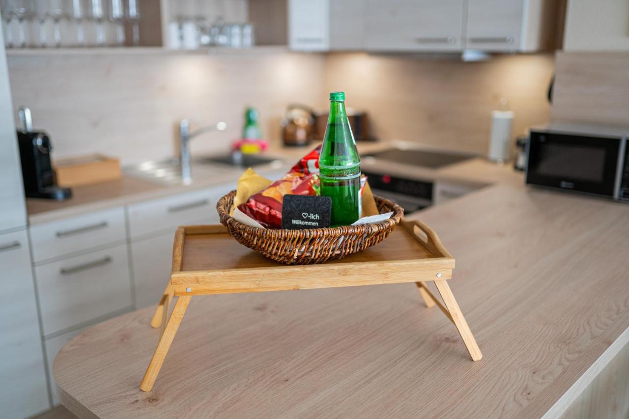 Golden Design Apartment Familie Business 6 Pers Buero Fitnessecke Naehe Messe Dus 1000 Mbit Duisburg Exterior photo